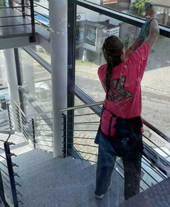 Treppenhaus reinigen